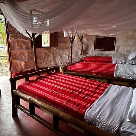 Maasai Eco Boma & Lodge - Experience Maasai Culture Makuyuni Eksteriør billede