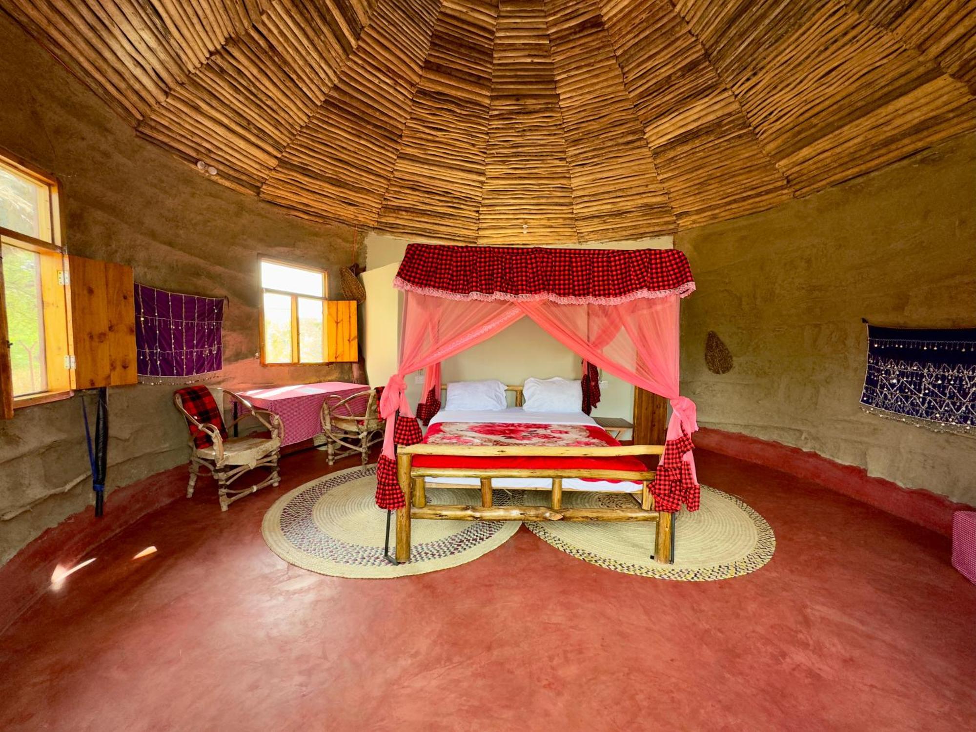 Maasai Eco Boma & Lodge - Experience Maasai Culture Makuyuni Eksteriør billede
