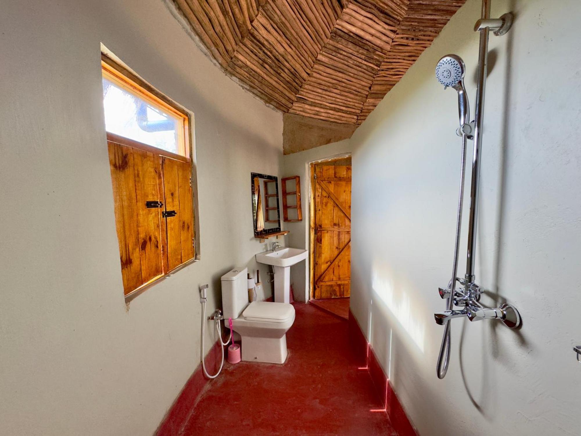 Maasai Eco Boma & Lodge - Experience Maasai Culture Makuyuni Eksteriør billede