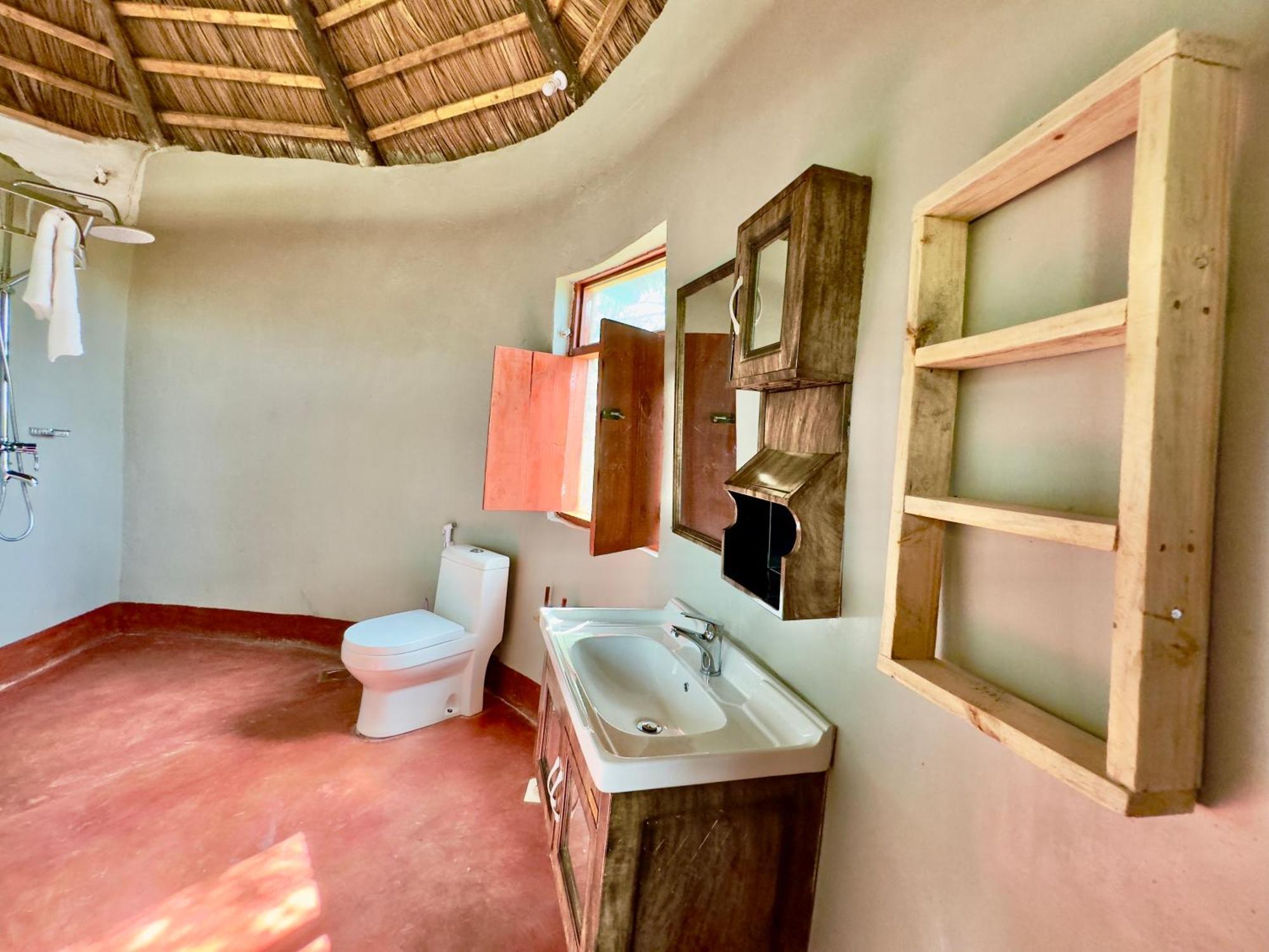 Maasai Eco Boma & Lodge - Experience Maasai Culture Makuyuni Eksteriør billede