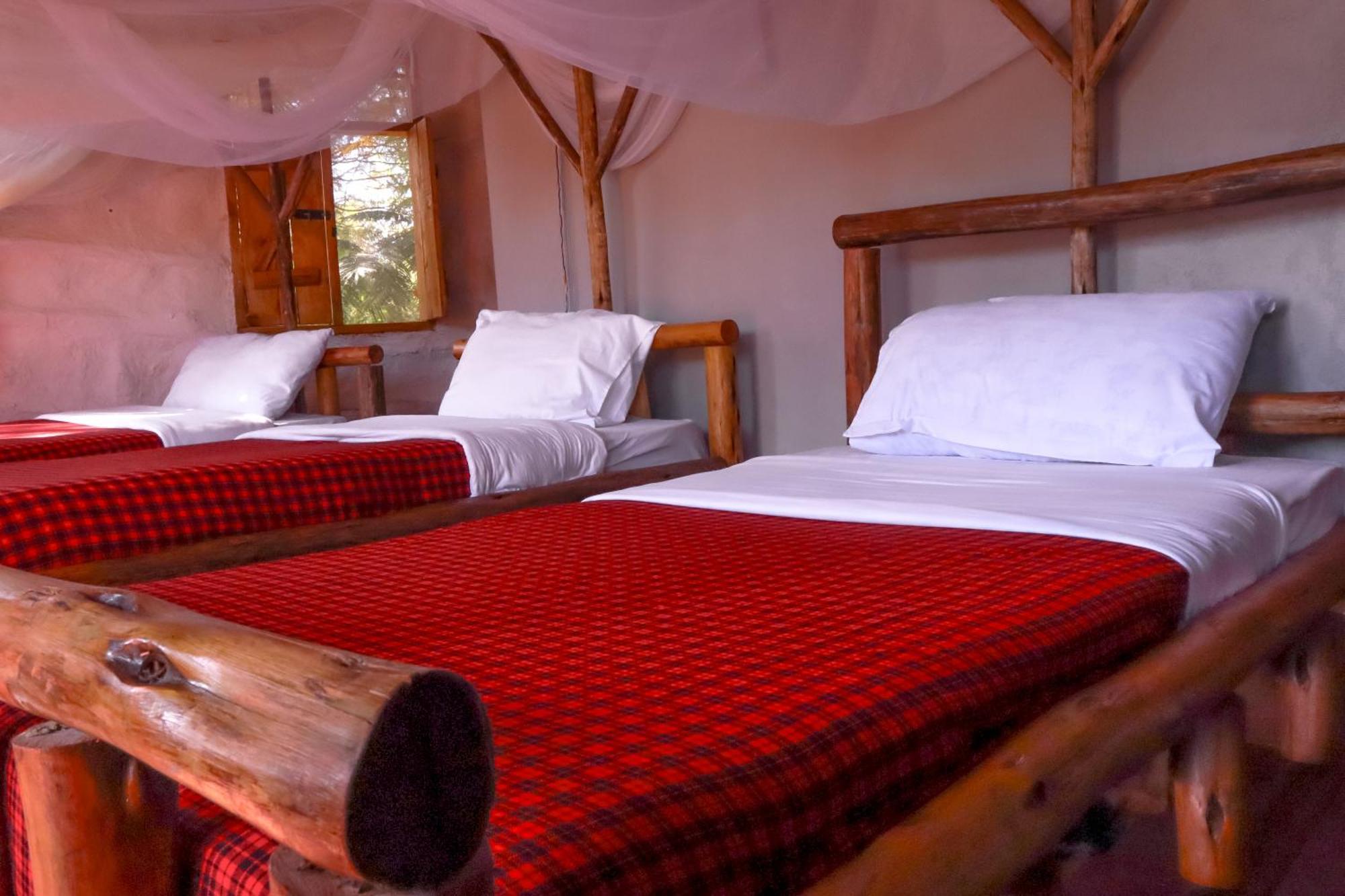 Maasai Eco Boma & Lodge - Experience Maasai Culture Makuyuni Eksteriør billede