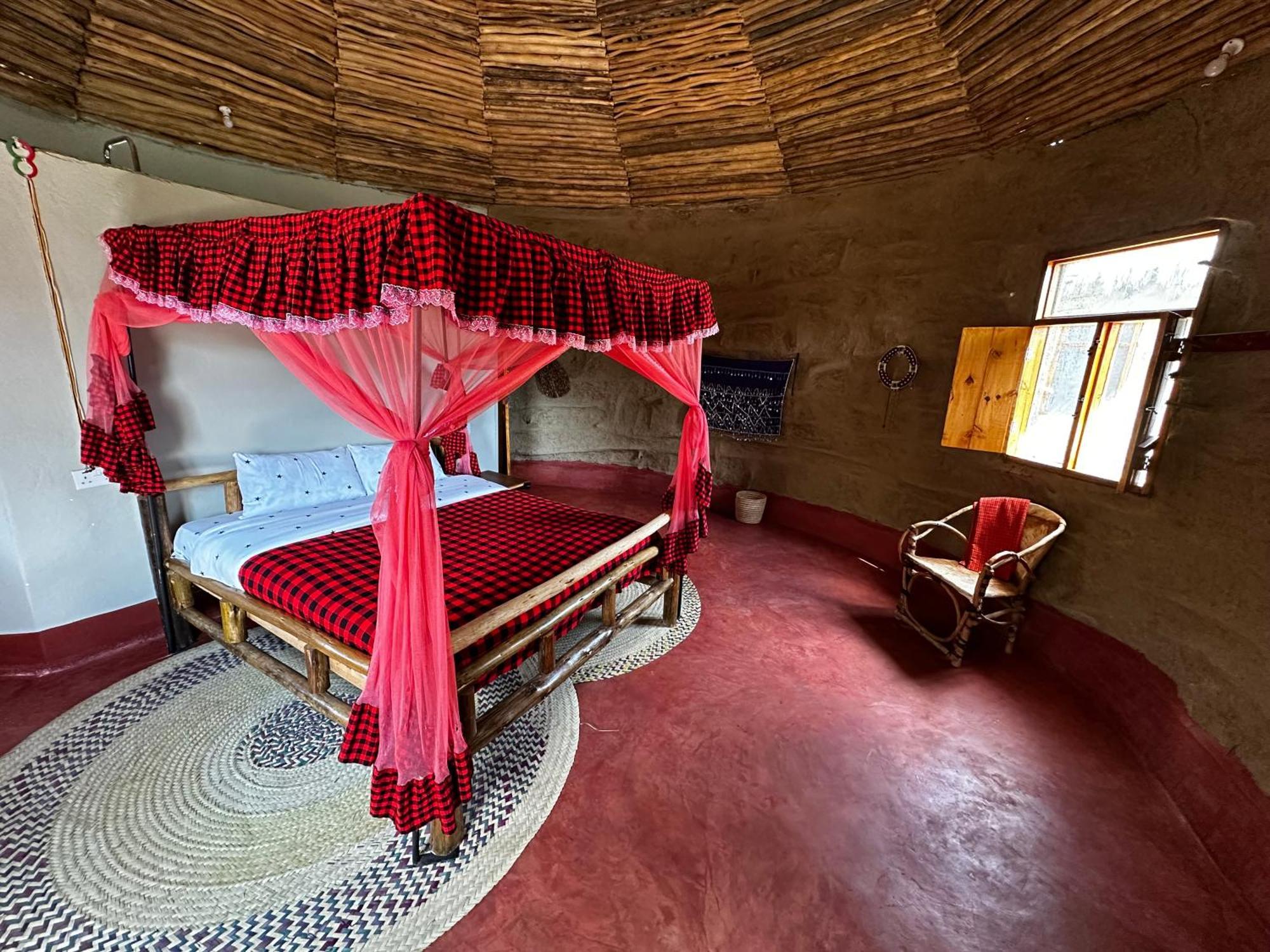 Maasai Eco Boma & Lodge - Experience Maasai Culture Makuyuni Eksteriør billede