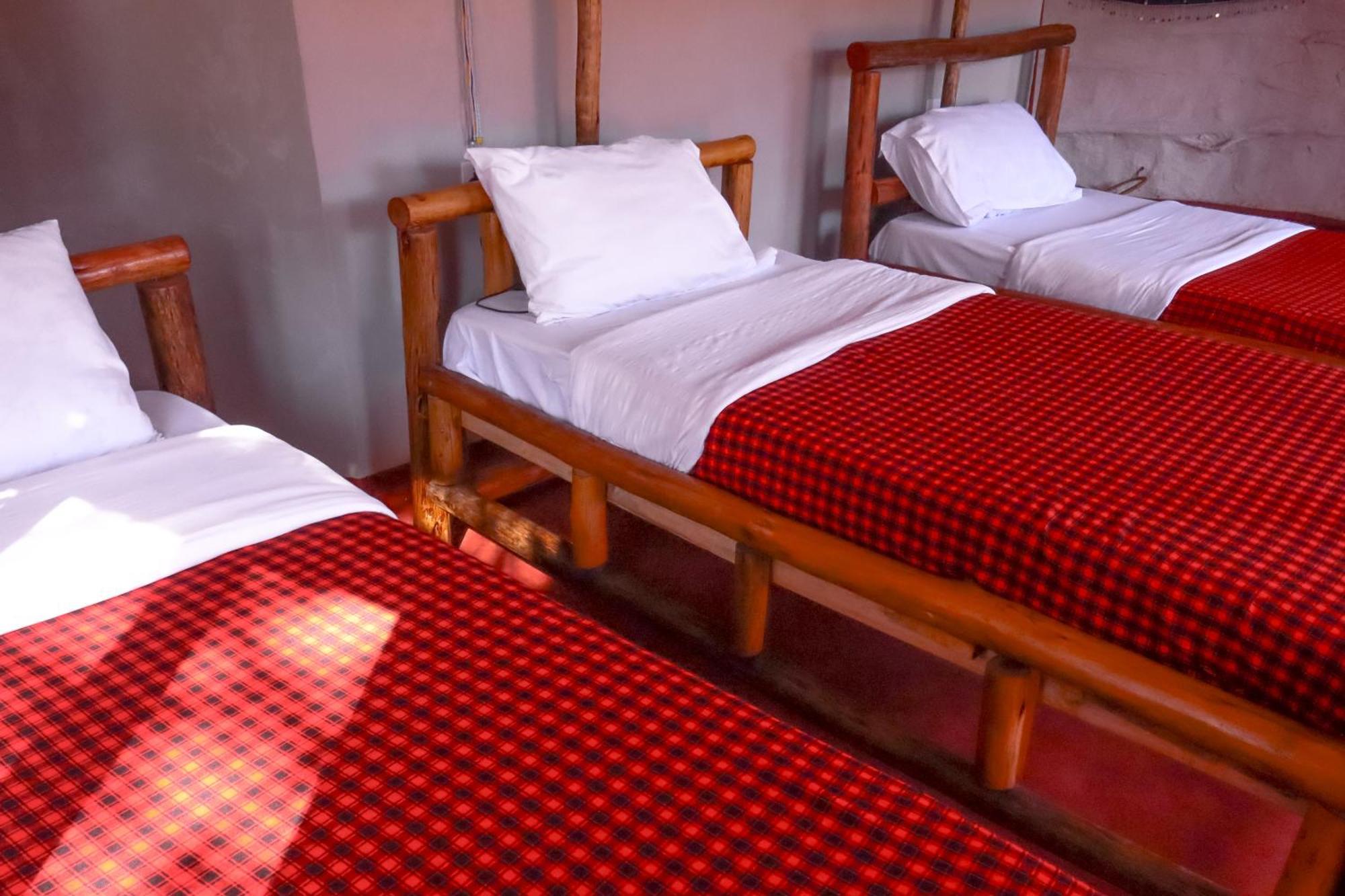 Maasai Eco Boma & Lodge - Experience Maasai Culture Makuyuni Eksteriør billede