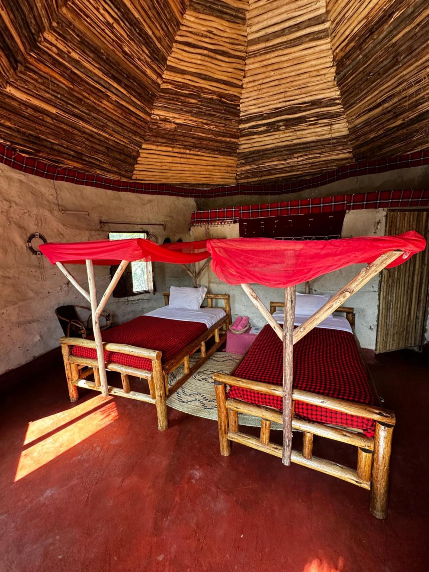 Maasai Eco Boma & Lodge - Experience Maasai Culture Makuyuni Eksteriør billede