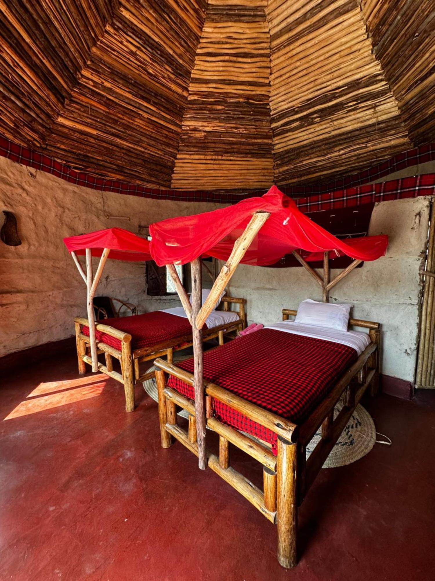 Maasai Eco Boma & Lodge - Experience Maasai Culture Makuyuni Eksteriør billede