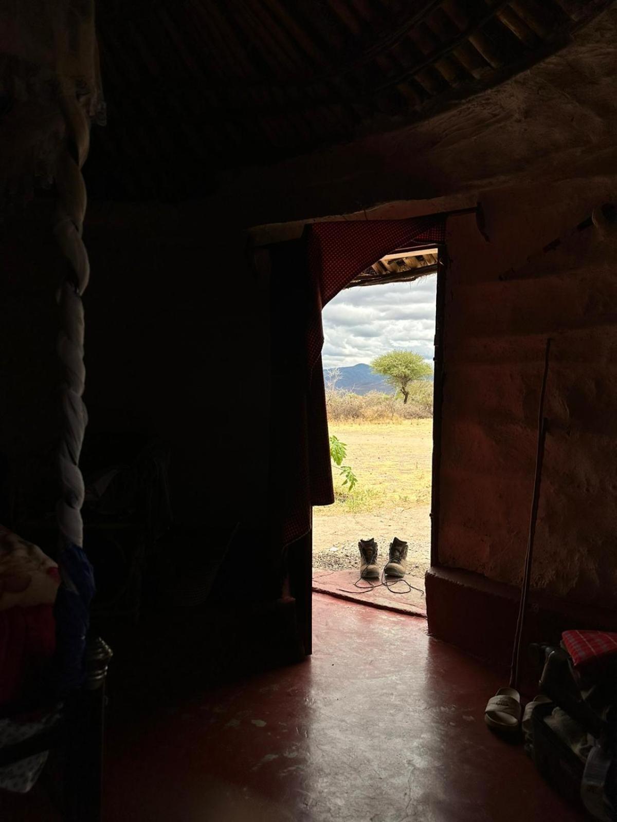 Maasai Eco Boma & Lodge - Experience Maasai Culture Makuyuni Eksteriør billede