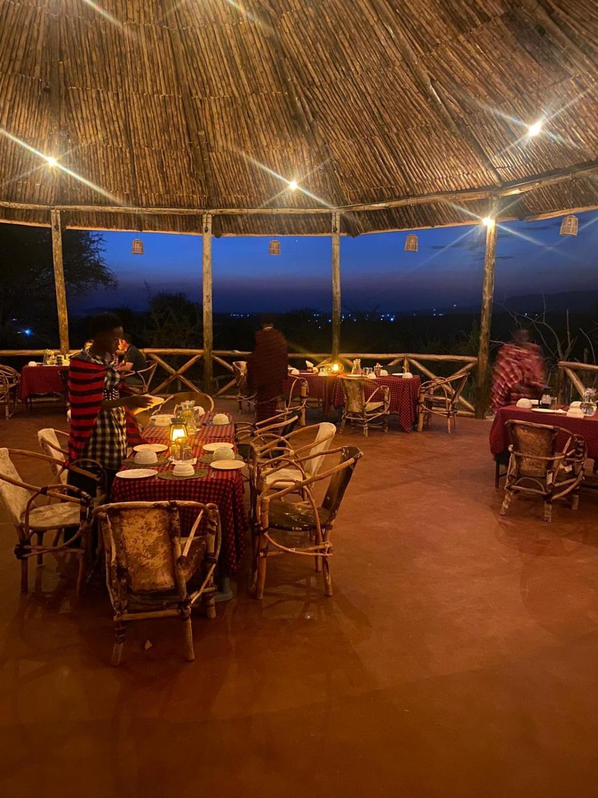 Maasai Eco Boma & Lodge - Experience Maasai Culture Makuyuni Eksteriør billede