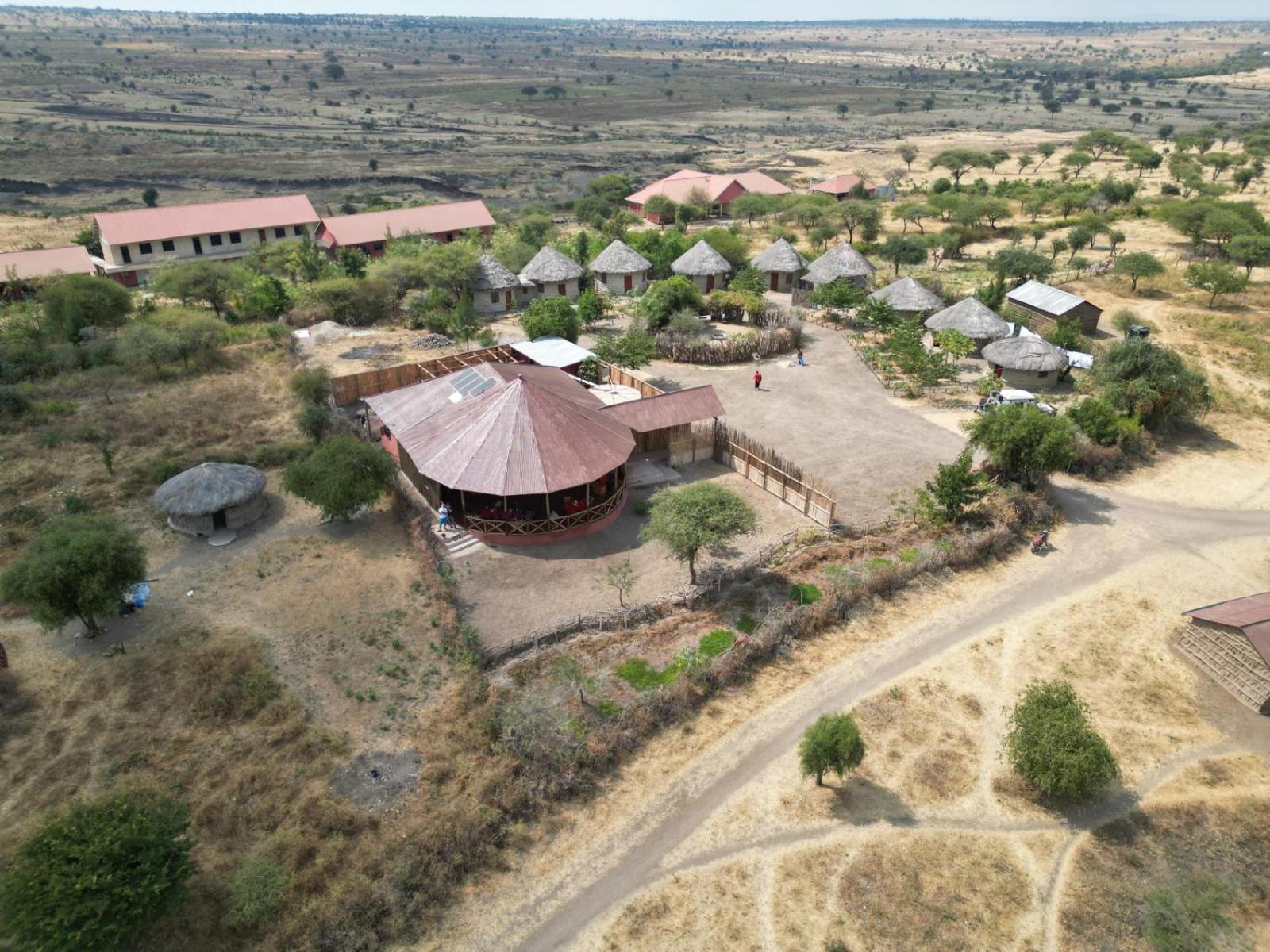 Maasai Eco Boma & Lodge - Experience Maasai Culture Makuyuni Eksteriør billede