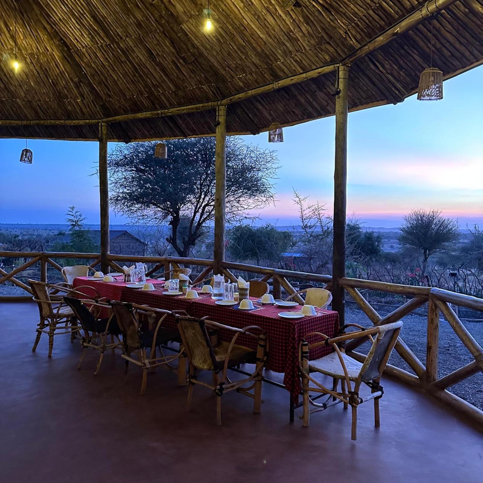Maasai Eco Boma & Lodge - Experience Maasai Culture Makuyuni Eksteriør billede